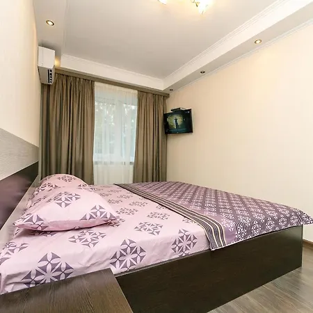 Luxrent Apartments On Lesi Ukrainki - Kiev Room photo