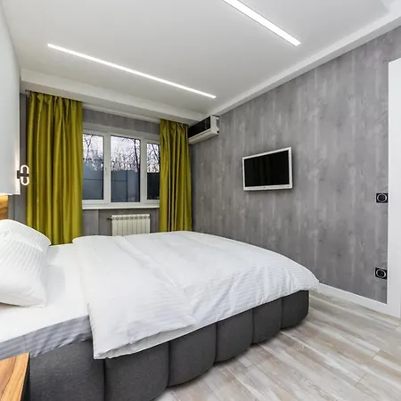Luxrent Apartments On Lesi Ukrainki - Kiev Exterior photo