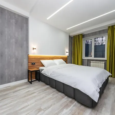 Luxrent Apartments On Lesi Ukrainki - Kiev Exterior photo
