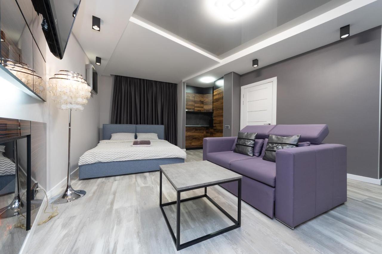 Luxrent On Lesi Ukrainki - * Kiev