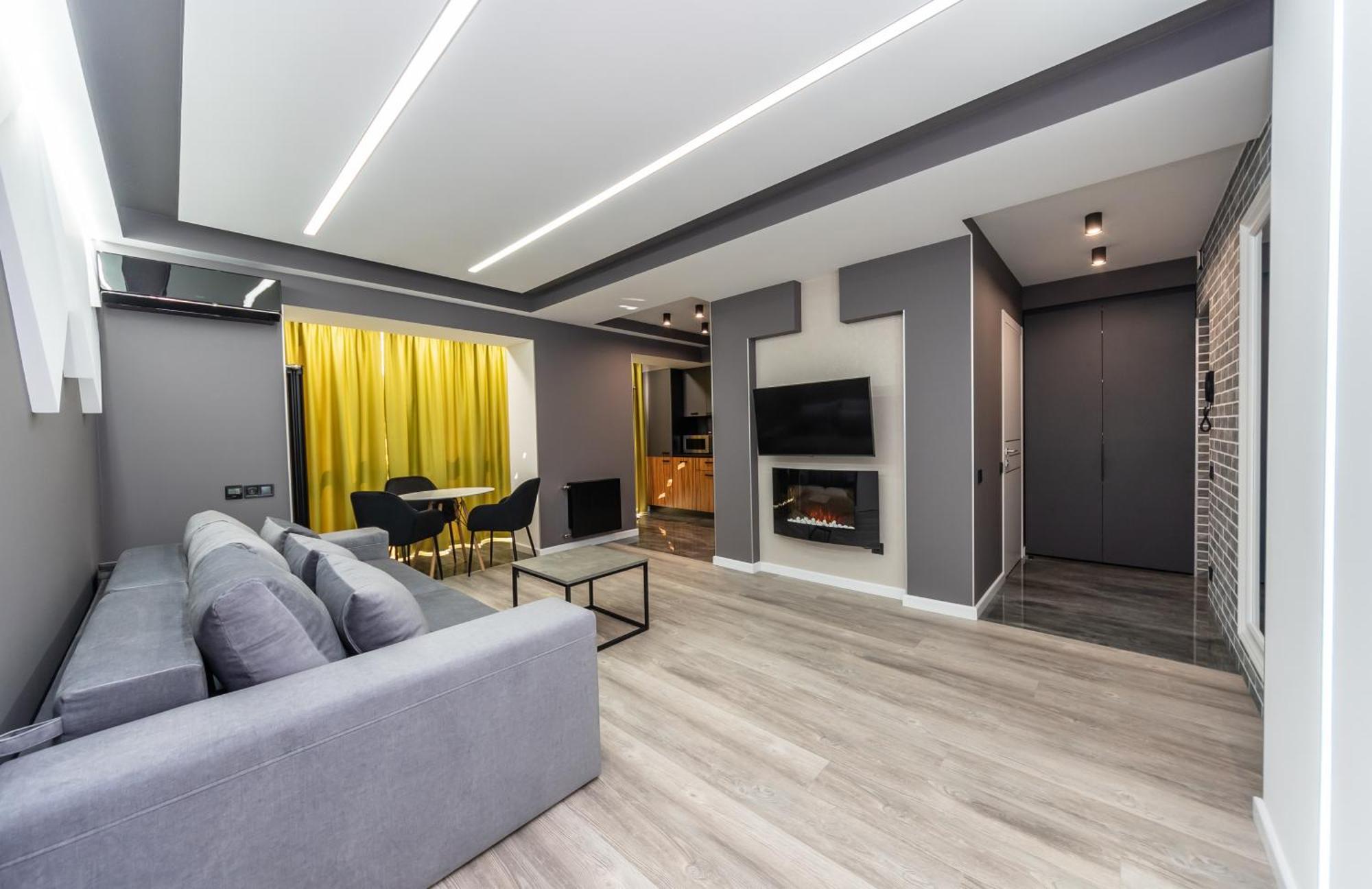 Luxrent On Lesi Ukrainki - Kiev