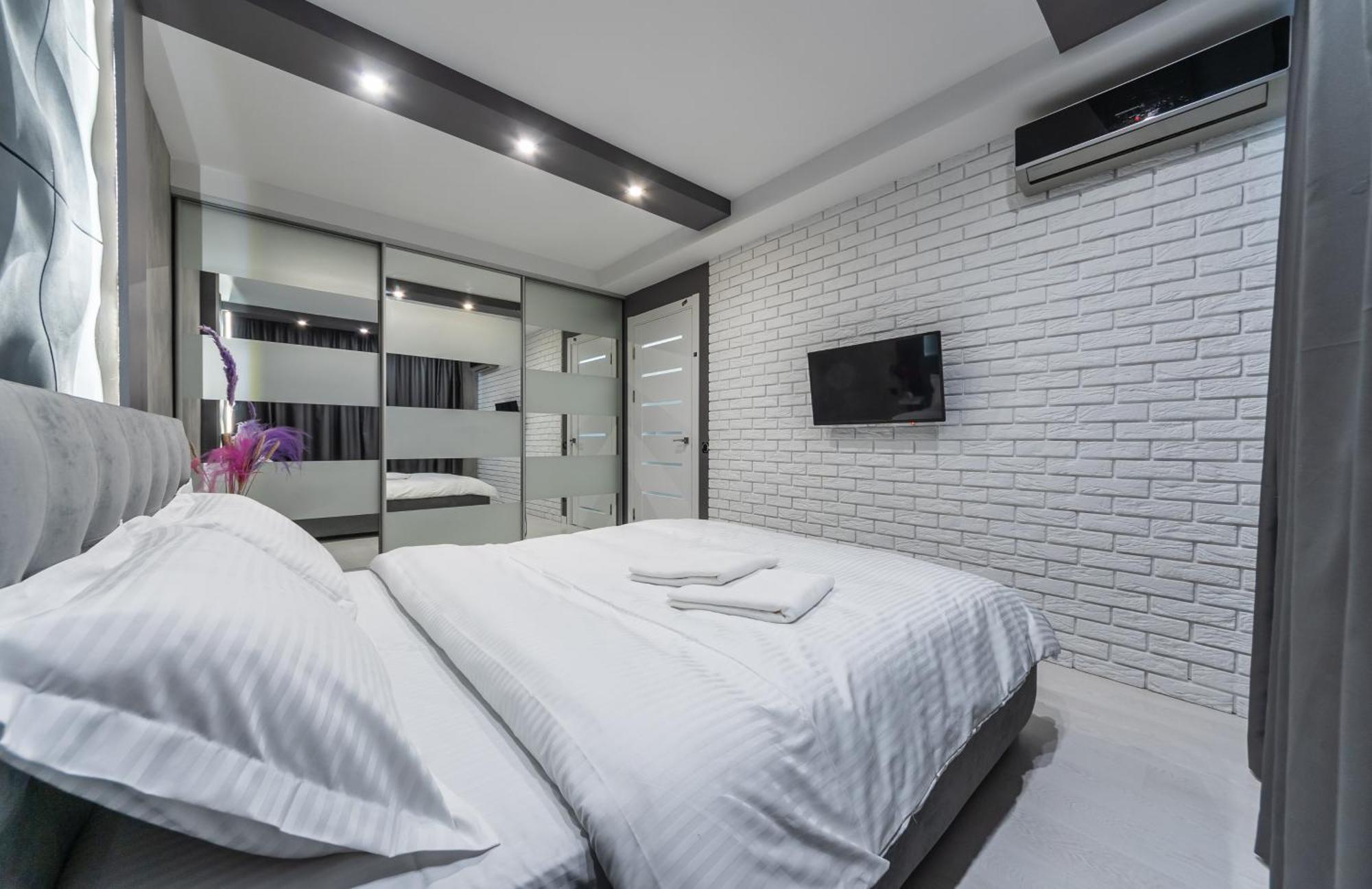 Luxrent On Lesi Ukrainki - 公寓